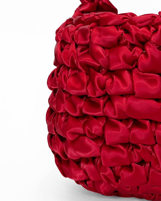 le nid 15 - Scarlet red